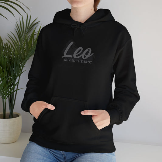 Leo Unisex Heavy Blend™ Hooded Sweatshirt